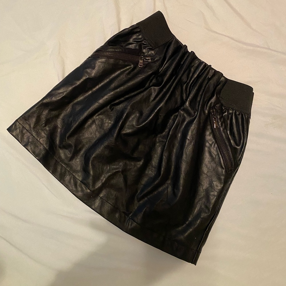 Forever 21 black leather mini skirt